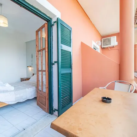 アパート Arianna 10 *